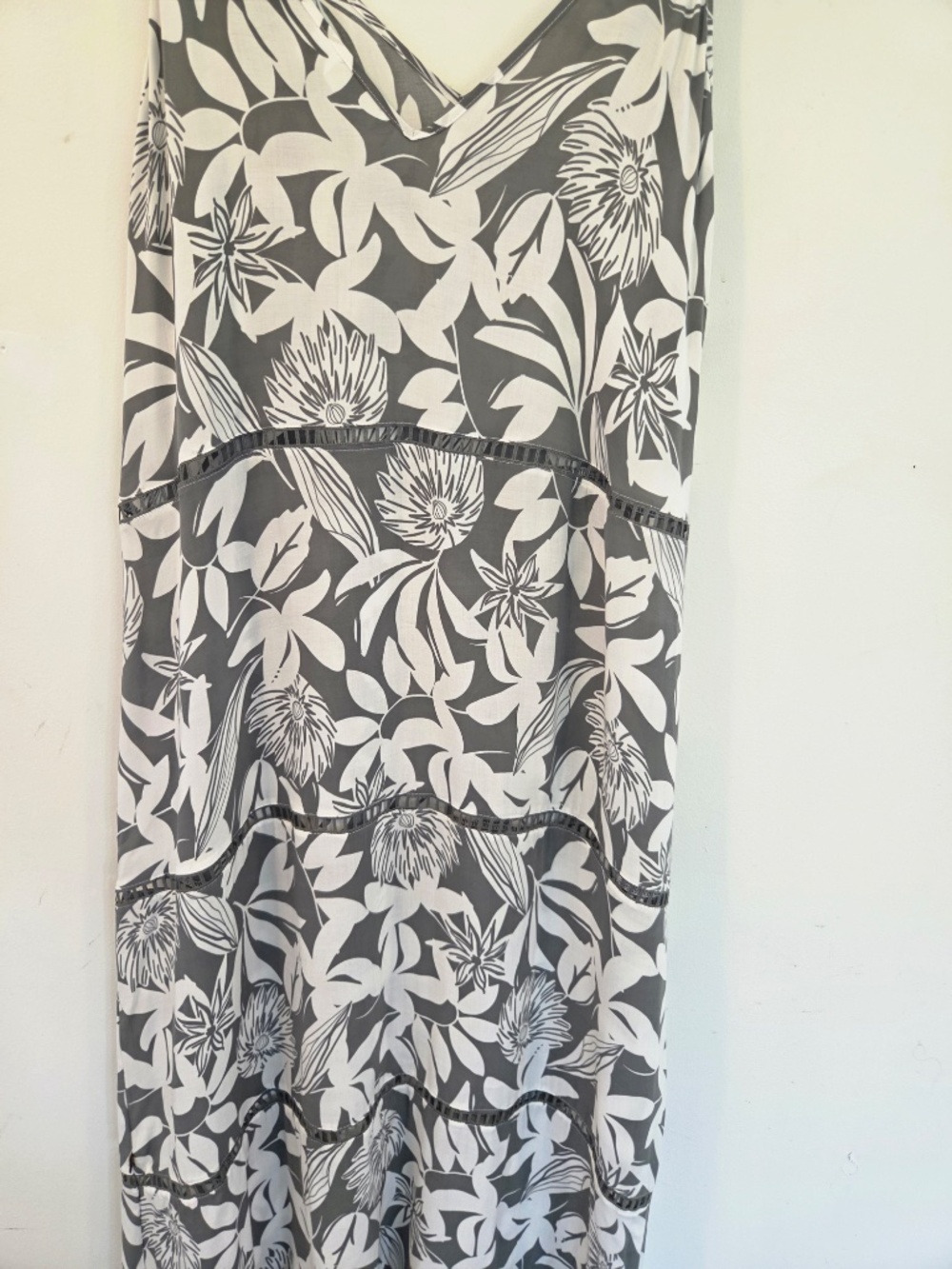 NWT La Vie En Rose Aqua maxi dress L sleeveless tiered crochet florals Coastal - Picture 4 of 12
